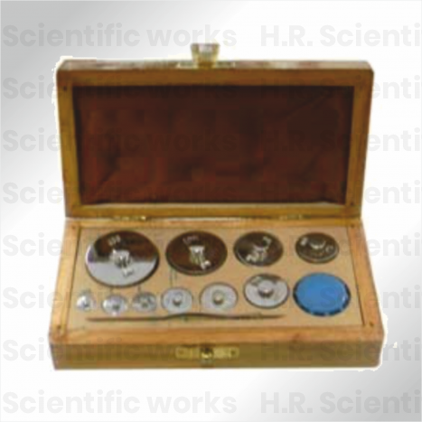  WEIGHT SET BRASS FOR ANALYTICAL BALANCE IN WOODEN BOX1